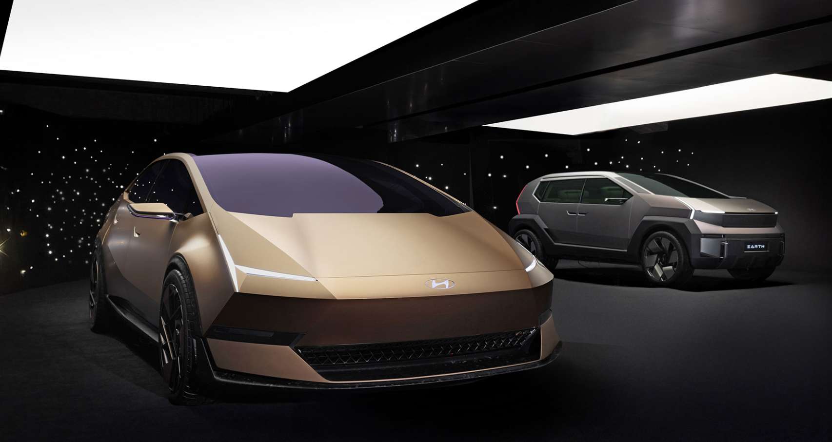 아이오닉 신형 SUV '어스'