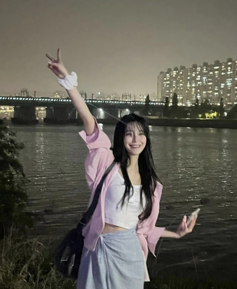 프로미스나인 백지헌 꾸안꾸 사복 코디