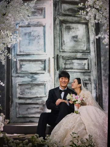 순백 웨딩드레스 입은 조여정 결혼하나?