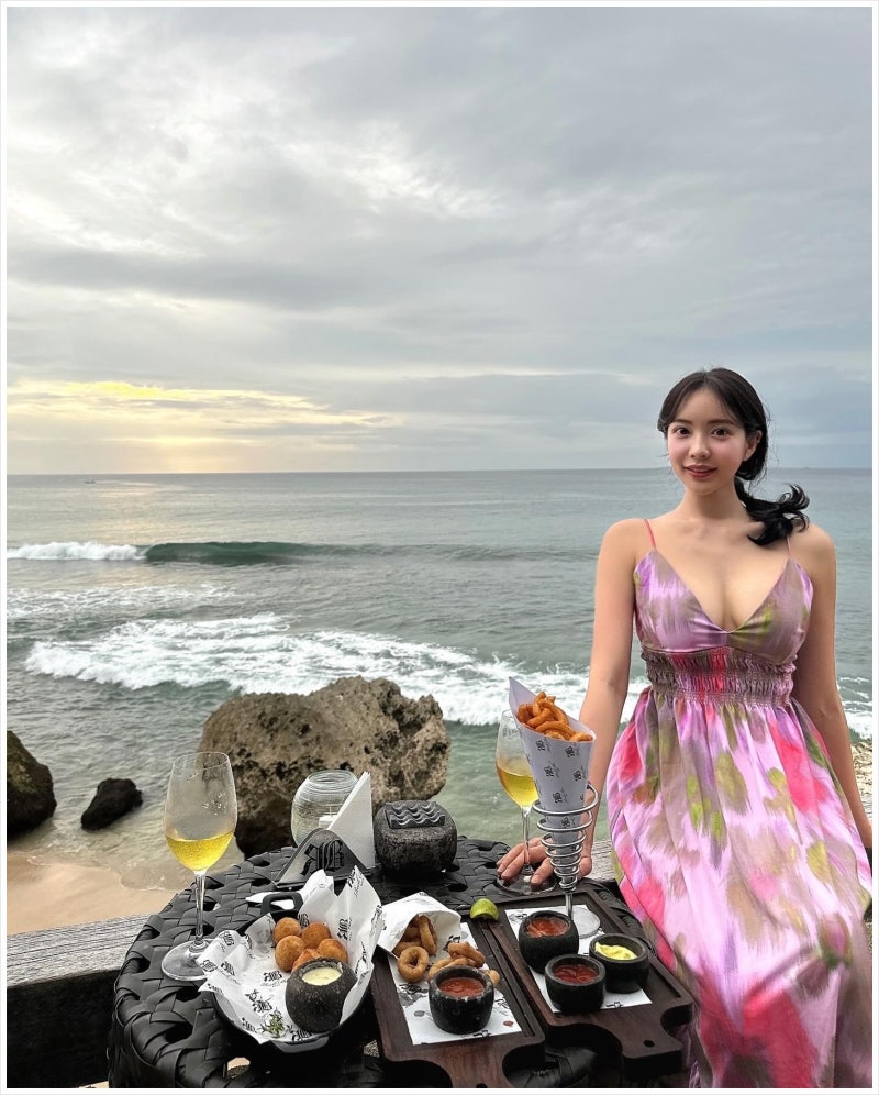 섹션 2 이미지
