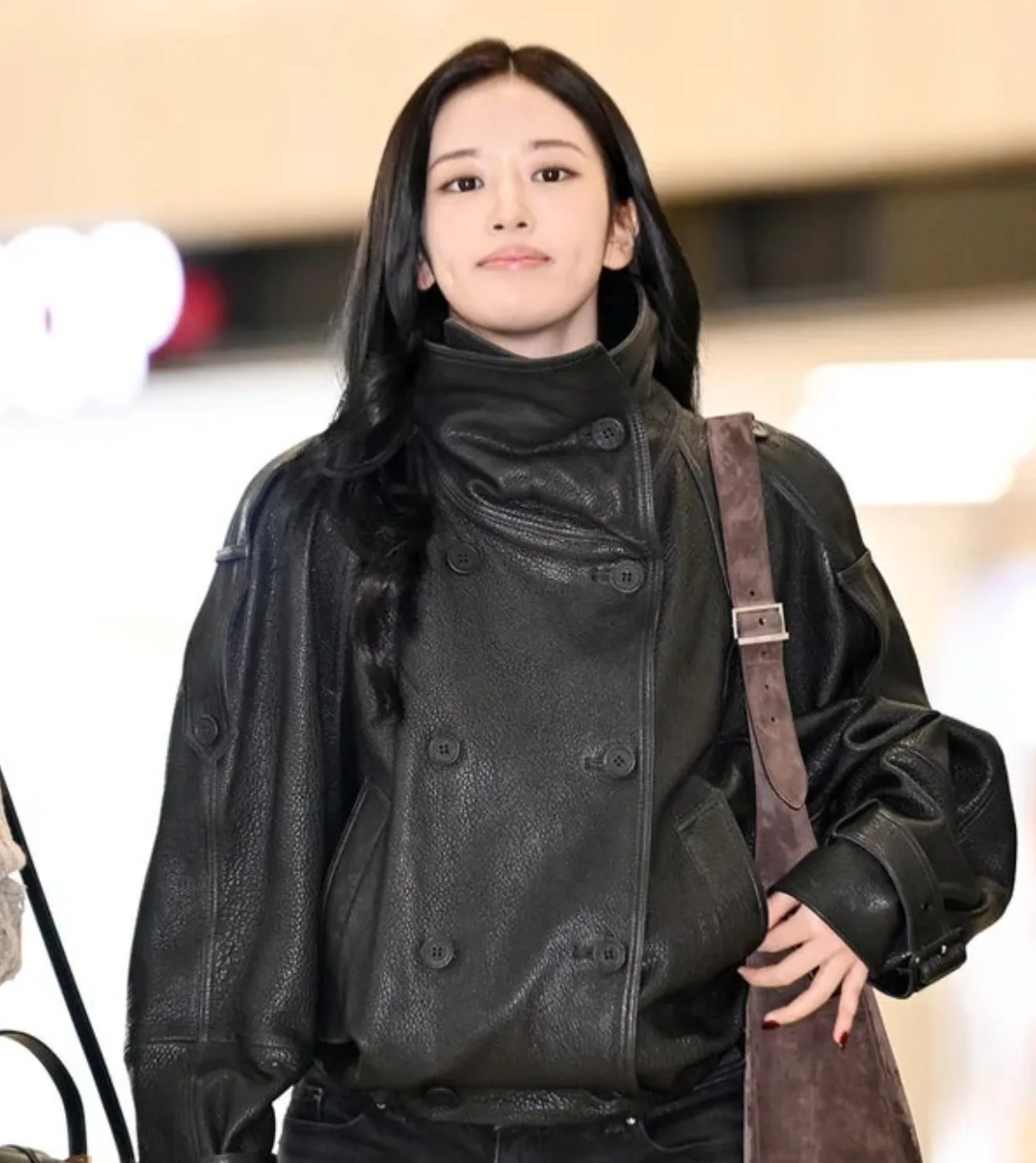 안유진 공항패션