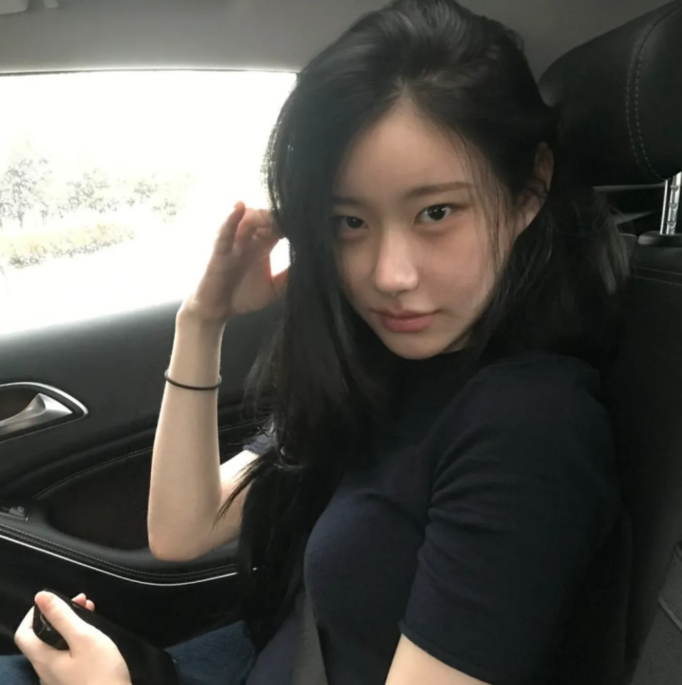 있지 채령 가을 레이어드 코디