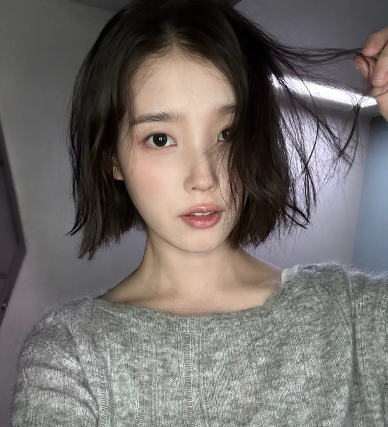 아이유 단발